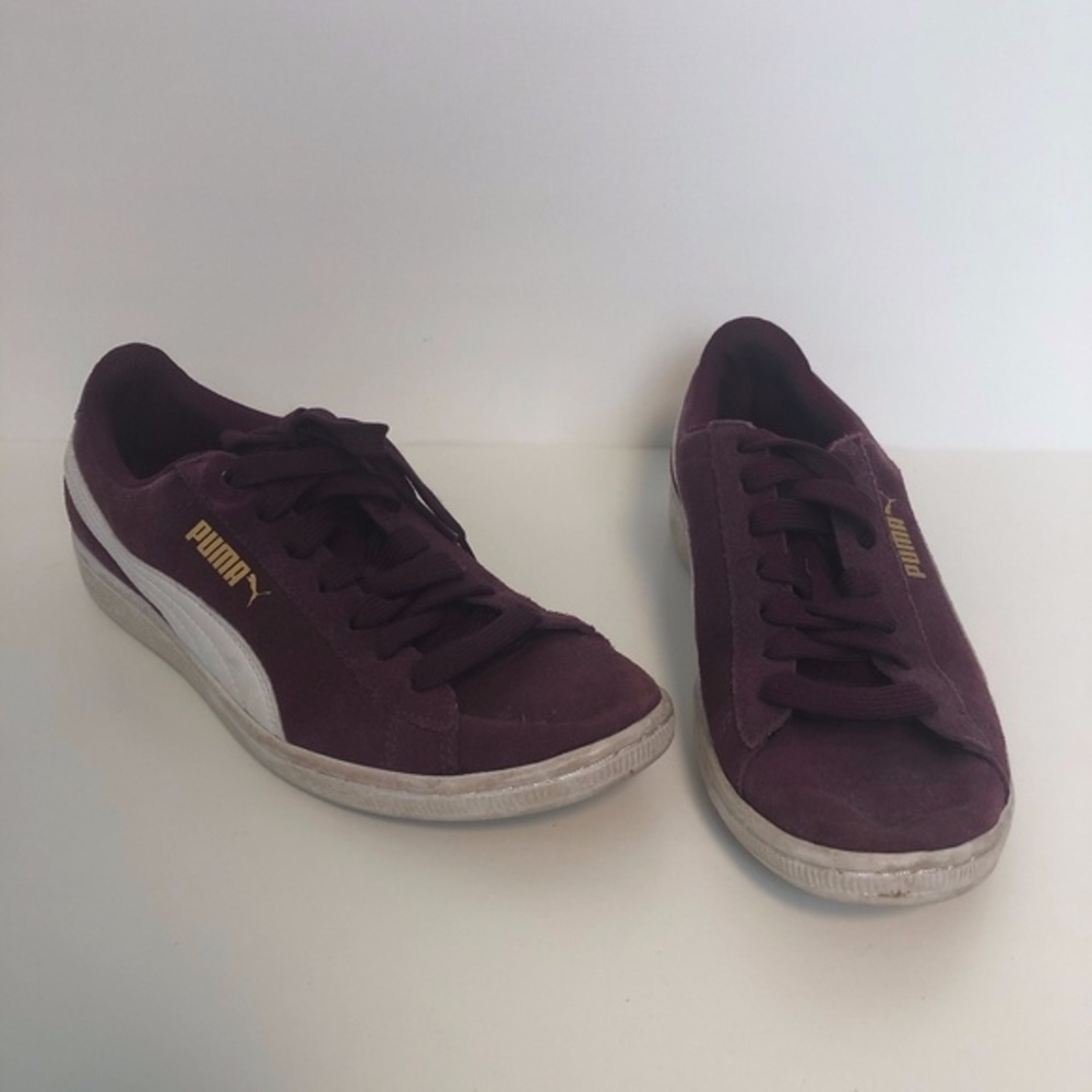 PUMA Maroon Sneakers Tennis Shoes ((size 7.5))